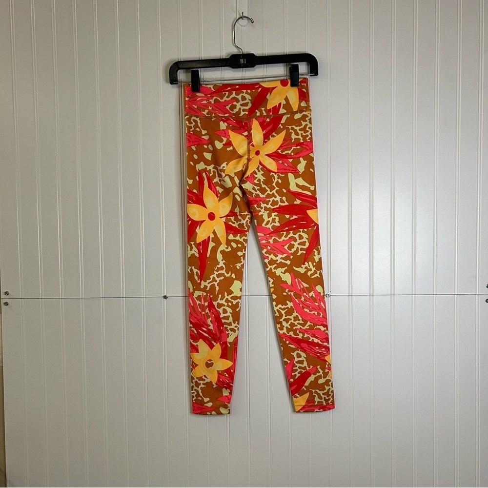 Nike Dri-Fit Floral Patterned Leggings Size Medium - Picture 8 of 10